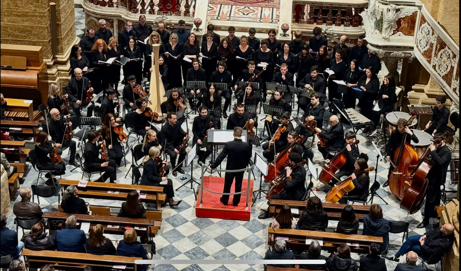 Andrea Barizza with Orchestra Sinfonica del Conservatorio Sassari